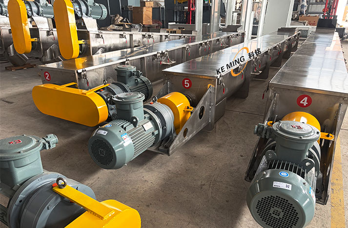 食品行业回购的不锈钢螺旋输送机加装防爆电机